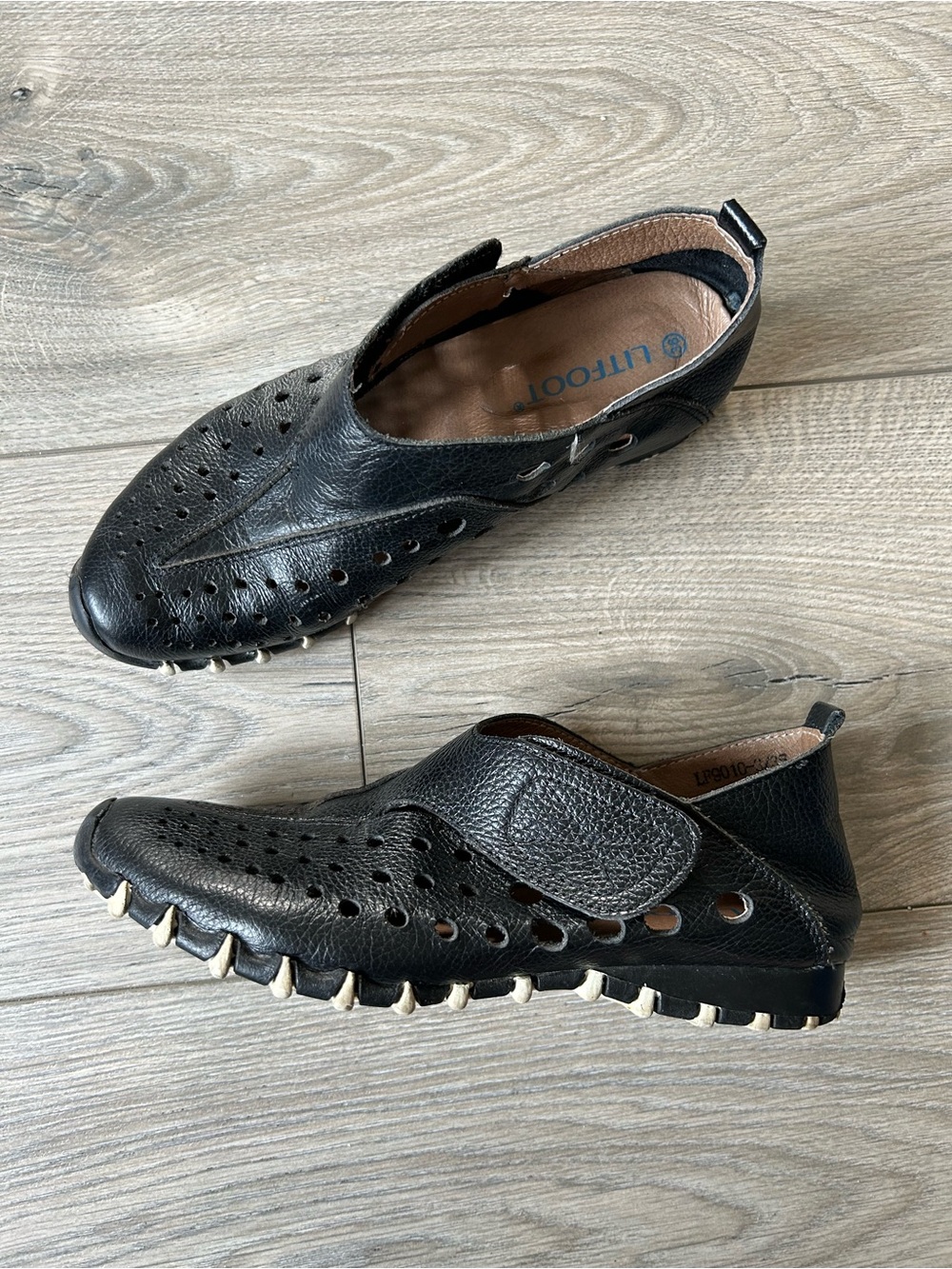 Litfoot Leather Flats Shoes Cut Out Sneakers Black Size 36